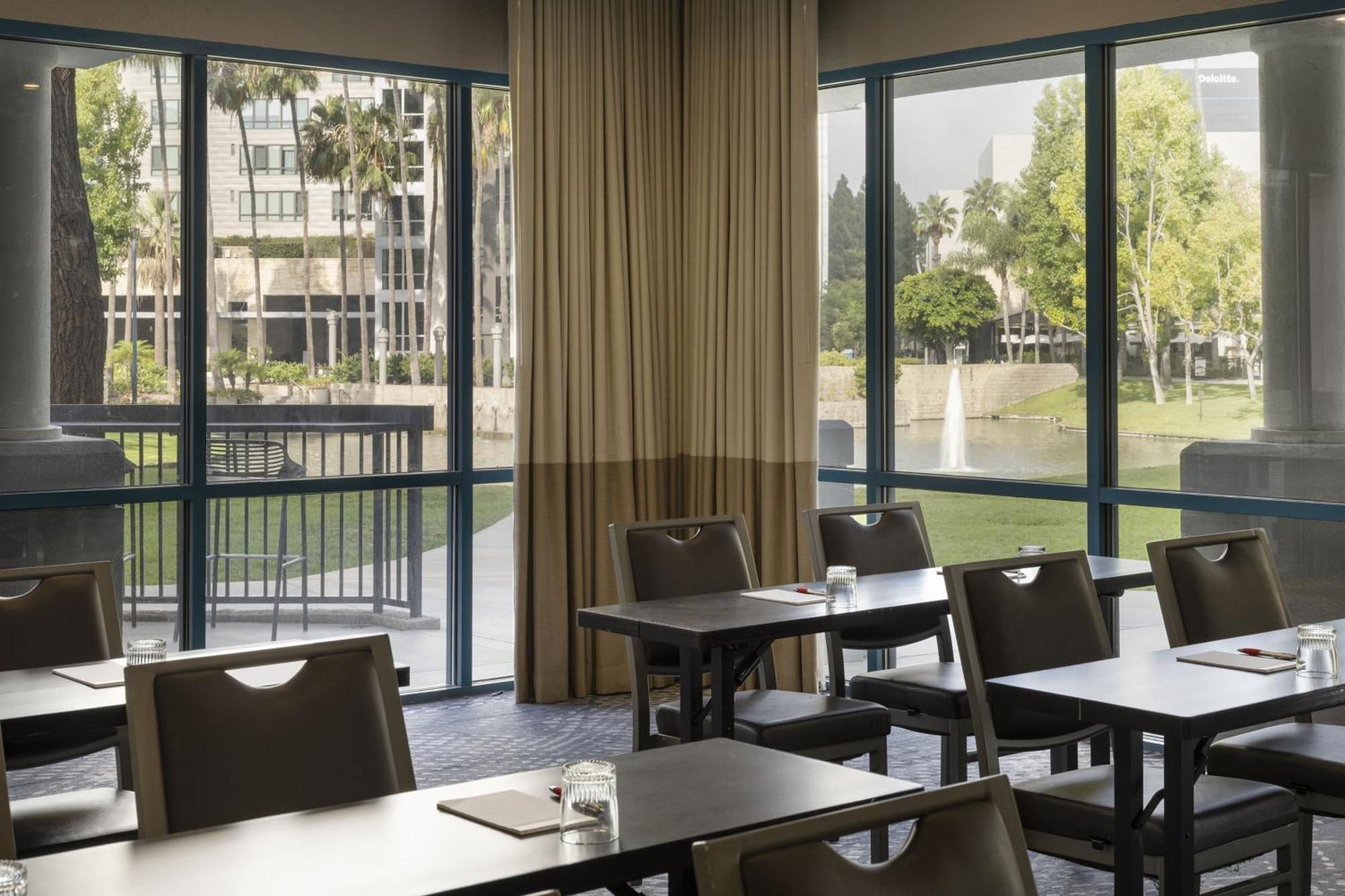 Hotel Costa Mesa Marriott Exterior foto