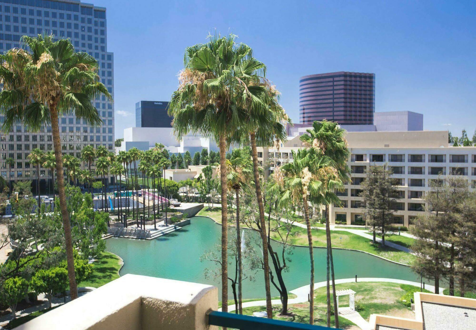 Hotel Costa Mesa Marriott Exterior foto